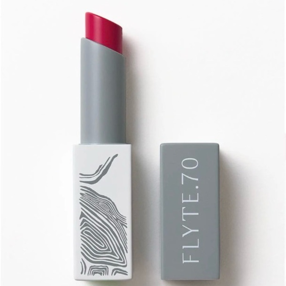 Flyte.70 B+B Lip Blot in Cherry Pie